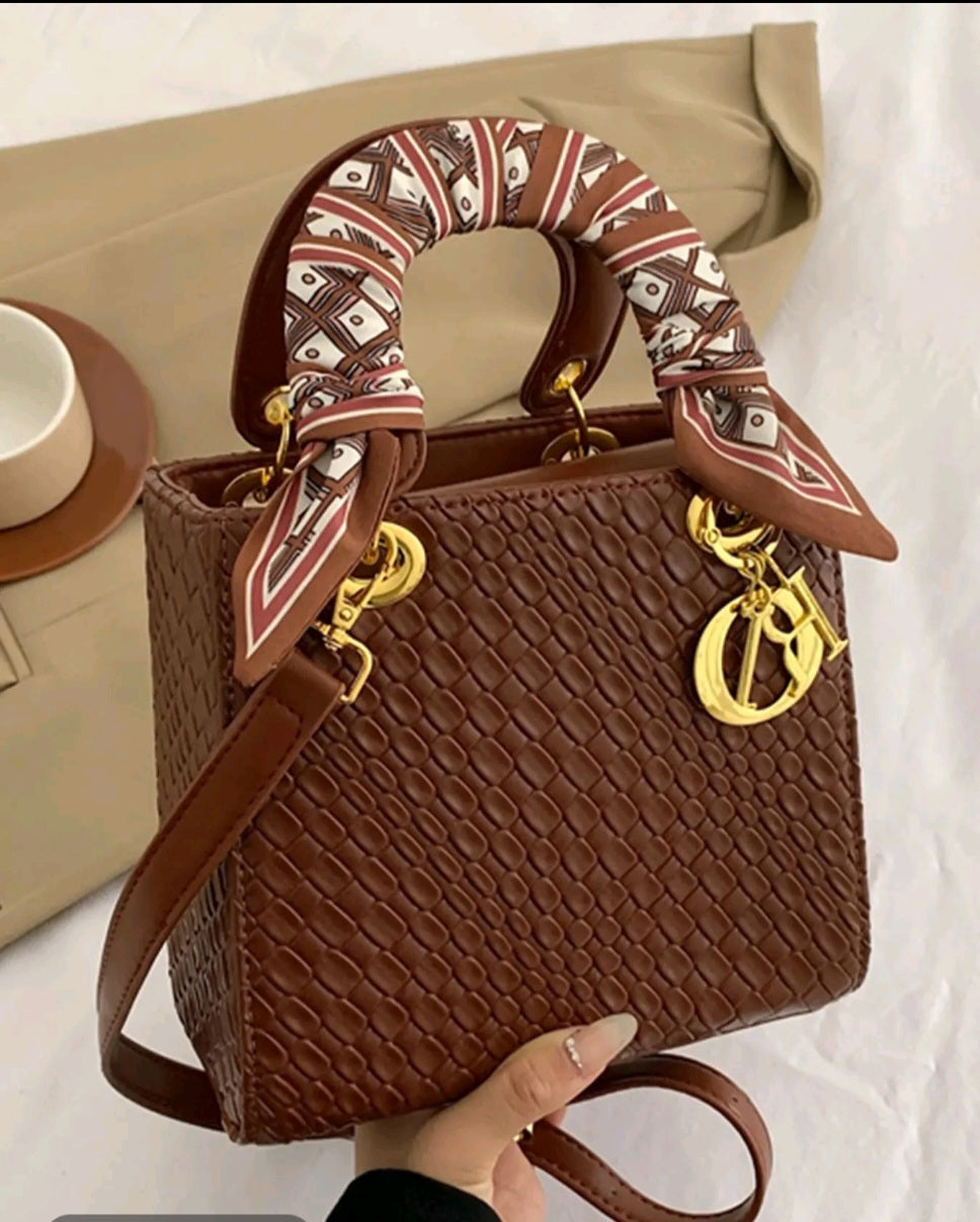2024 new fashion luxury retro woven