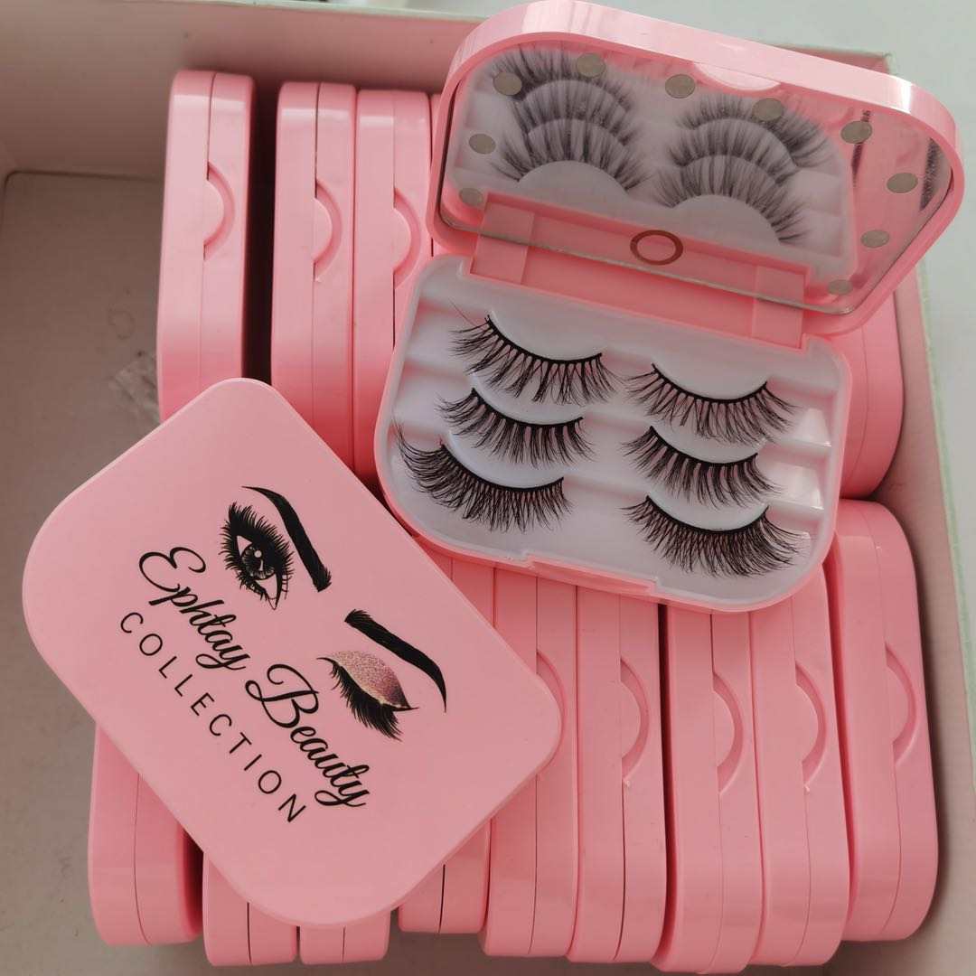 Portable 3 layers false eyelashes
