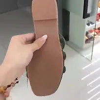Wholesale sandals  24 pairs on the caisse