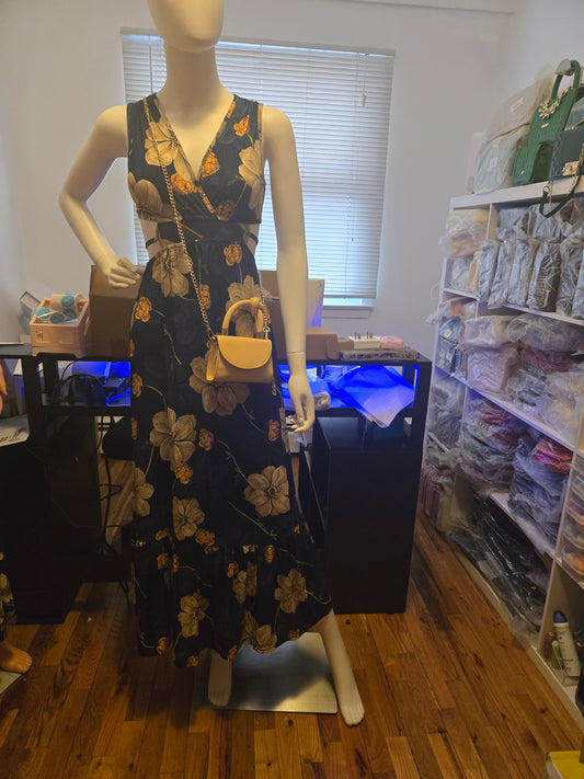 Set 2 in 1 dress and handbag